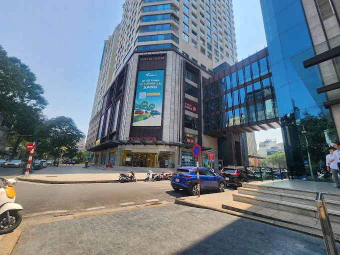 vincom-center-ba-trieu-1